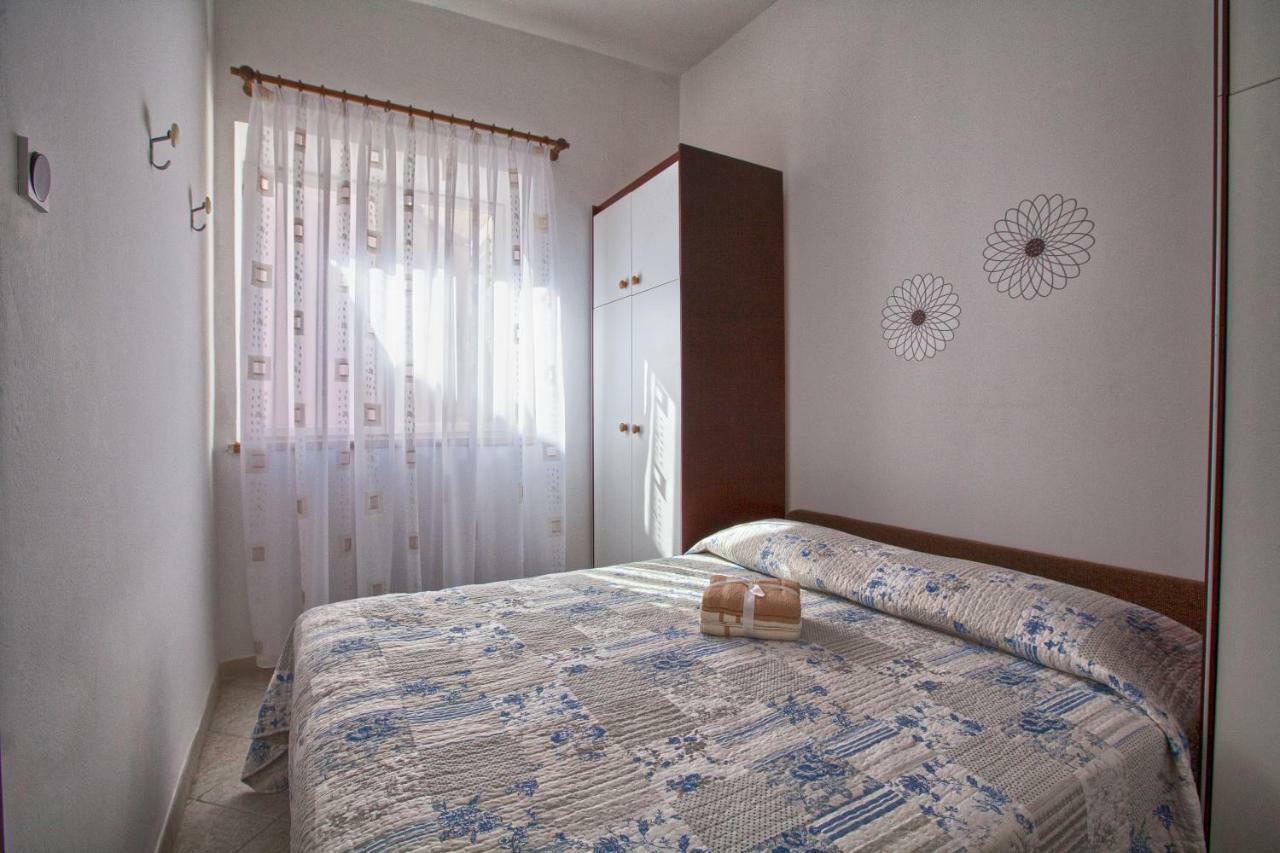 Apartment Rosy プーラ エクステリア 写真
